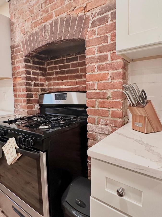 Classical Isbills Row House Close To Nyc Bayonne Zewnętrze zdjęcie